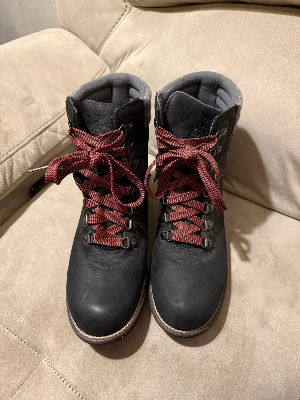 Kodiak Surrey II Black Leather Hiking Boots